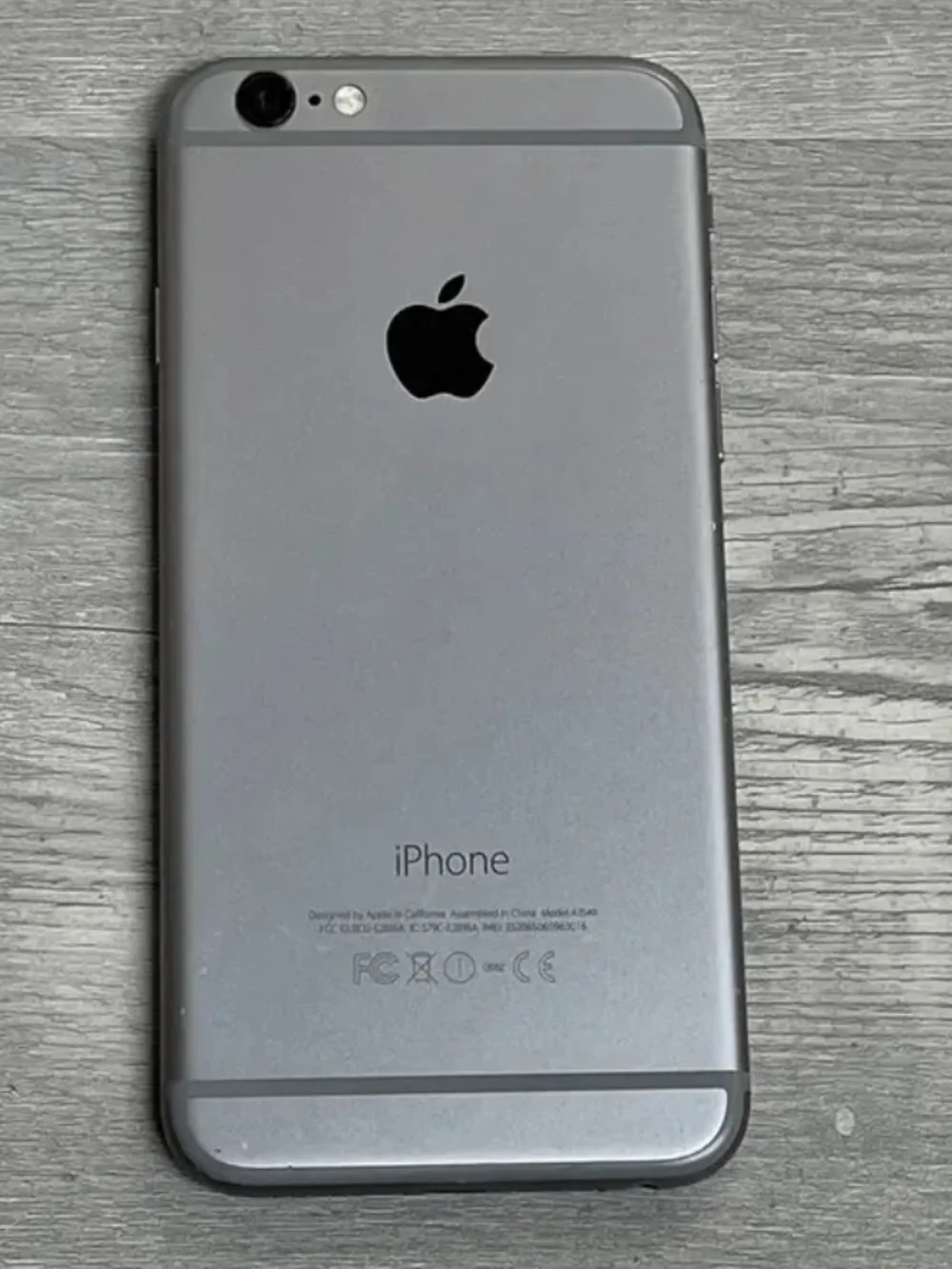 Apple iPhone - Space Gray